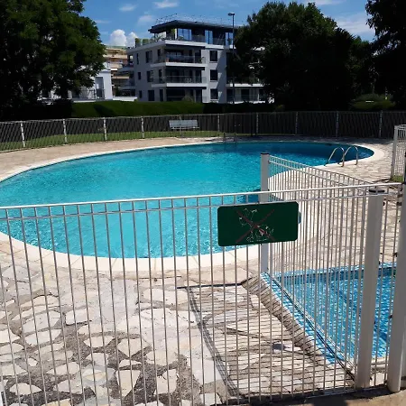 Bord De Appartement